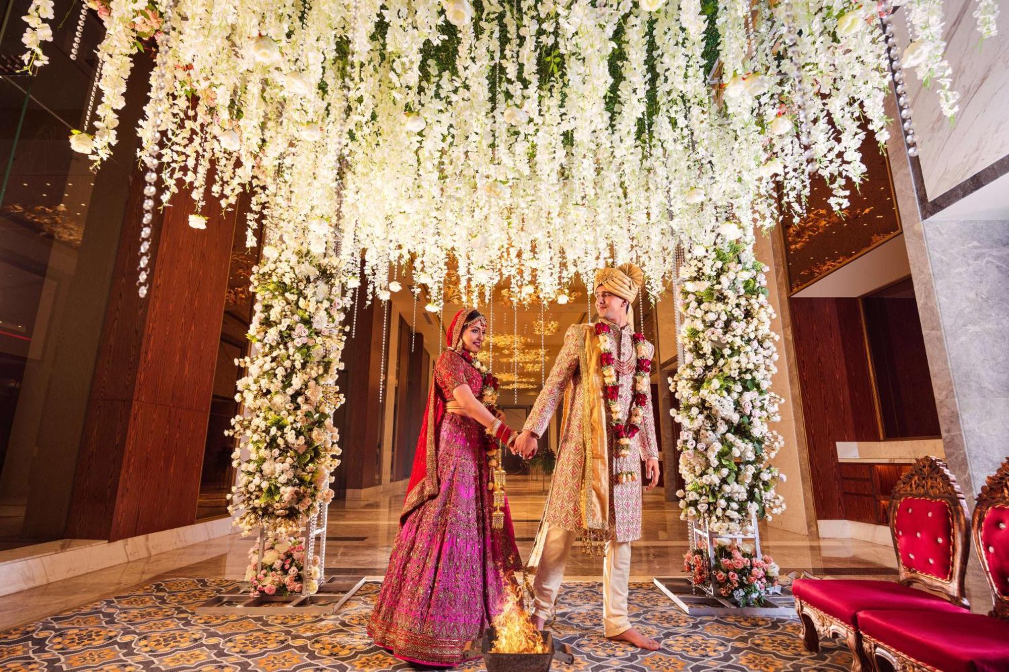 Radisson Gurugram Sohna Road City Center Gurgaon Eksteriør billede