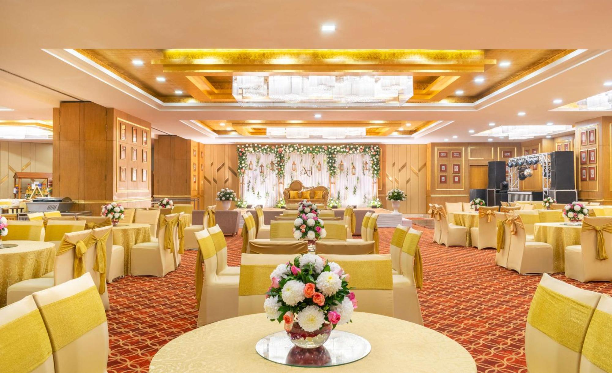 Radisson Gurugram Sohna Road City Center Gurgaon Eksteriør billede