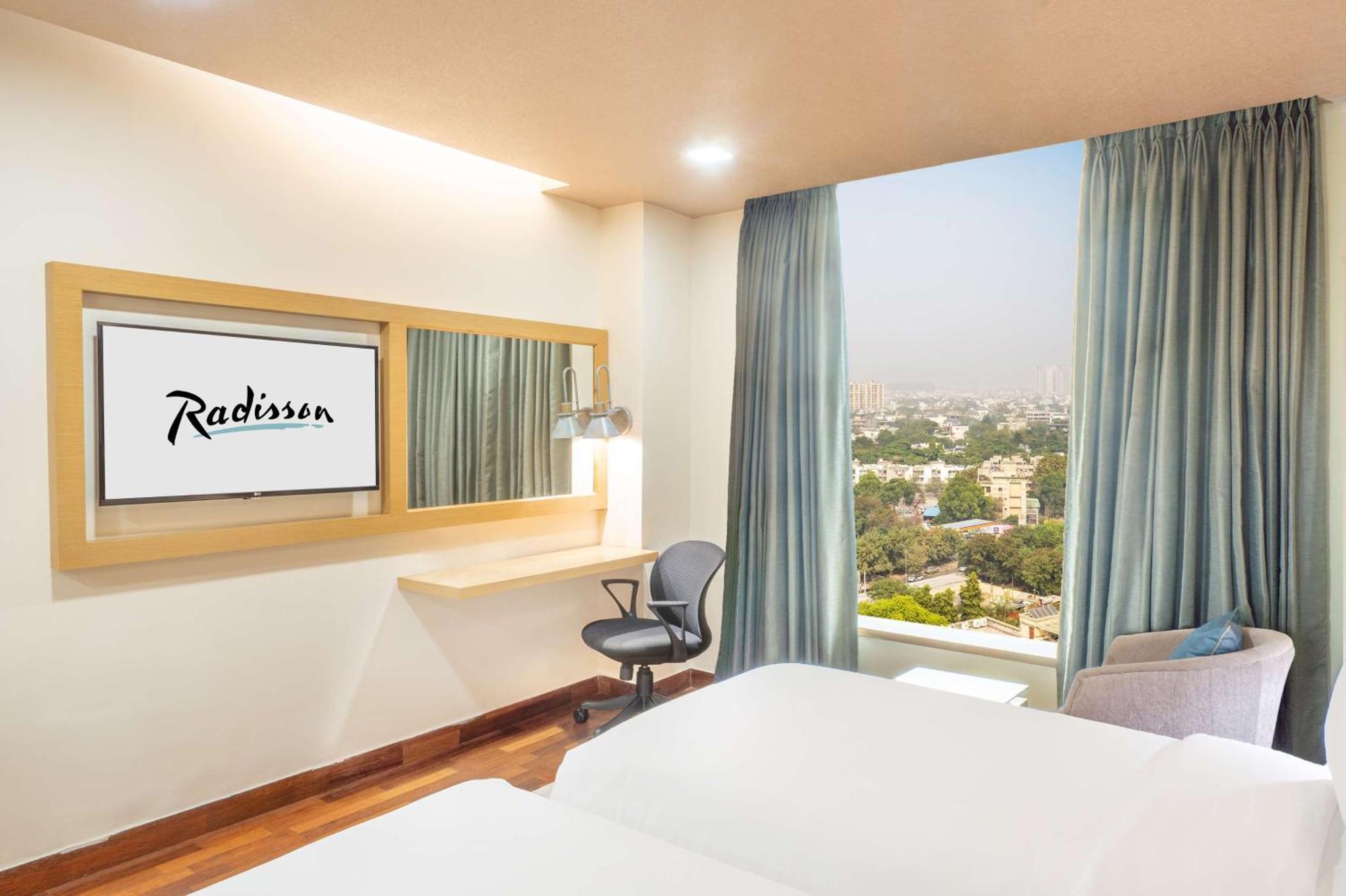 Radisson Gurugram Sohna Road City Center Gurgaon Eksteriør billede