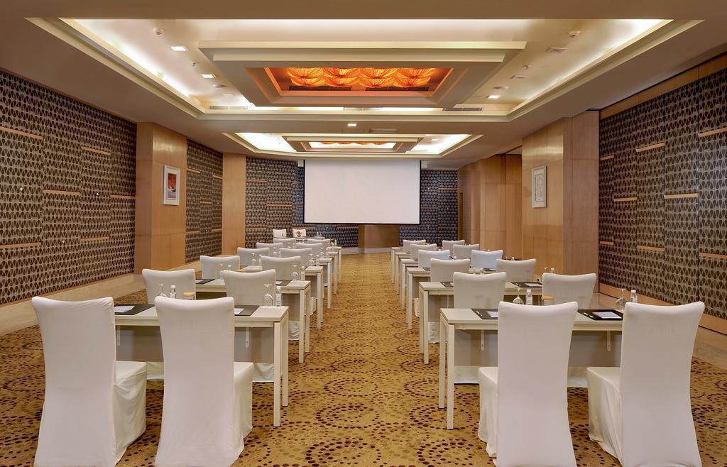 Radisson Gurugram Sohna Road City Center Gurgaon Eksteriør billede